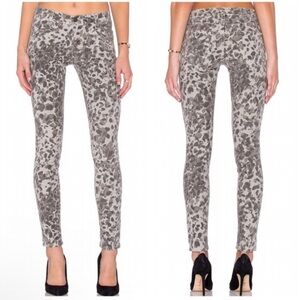 Current Elliot The Welt Pocket Ankle Skinny in Steel Grey Scooter Leopard, 31